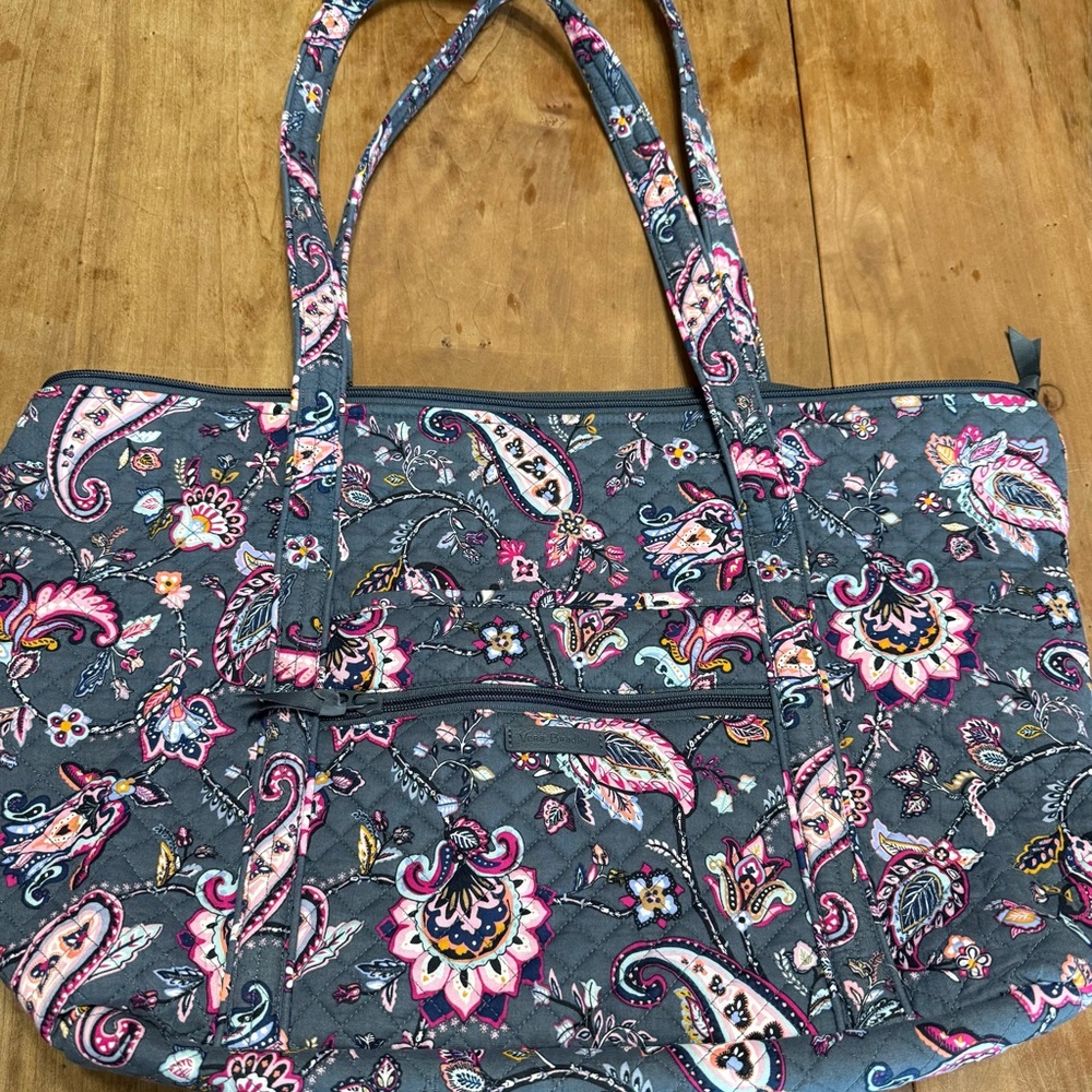 Vera Bradley Miller Tote bag .. cotton … Felicity Paisley … NWOT